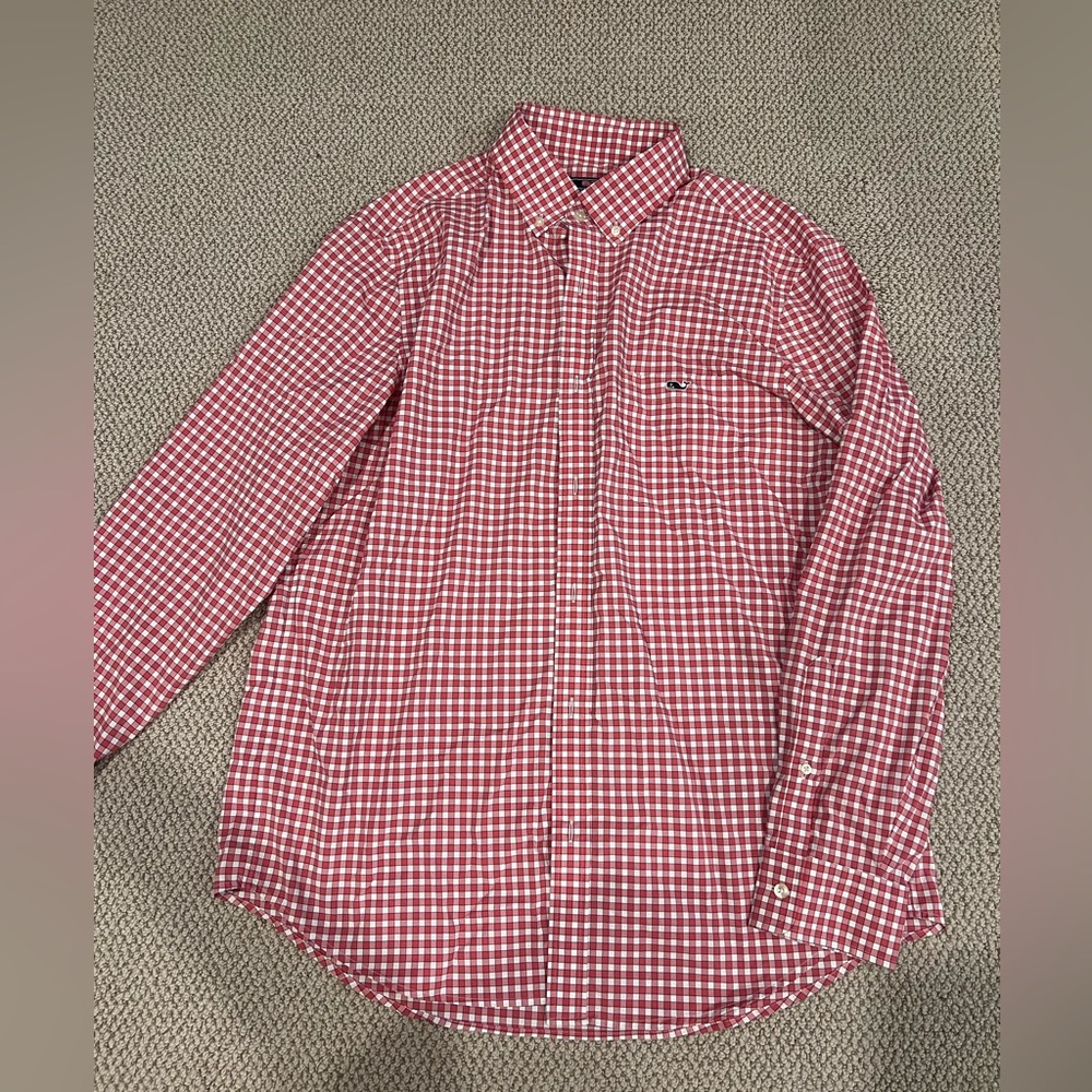 Men’s Vineyard Vines red gingham button down - size large